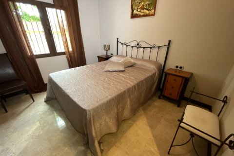 Продажа виллы в Сьюдад Кесада, Аликанте, Испания 5 спален, 300м2 №122564 - фото 3