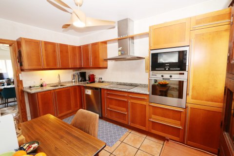 Villa for sale La Nucia, Alicante, Spain 5 bedrooms, 227 sq.m. No. 122562 - photo 21