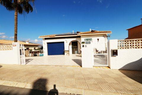 Villa for sale La Nucia, Alicante, Spain 5 bedrooms, 227 sq.m. No. 122562 - photo 10