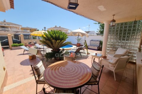 Dzīvoklis pārdošanā Los Alcazares, Murcia, Spānijā 3 istabas, 128 m2 Nr. 132041 - attēls 13
