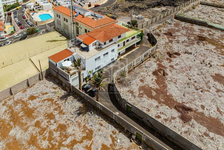 Terreno a Puerto de Santiago, Tenerife, Spagna N° 130905