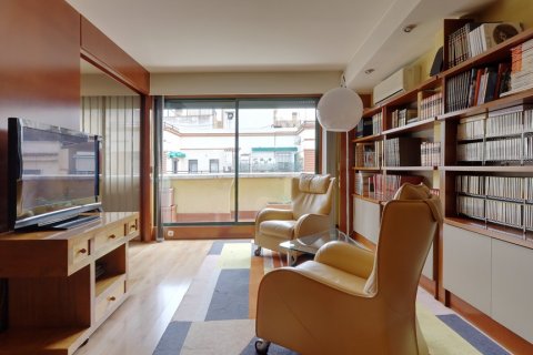 Penthouse for sale Madrid, Spain 3 bedrooms, 136 sq.m. No. 120478 - photo 7