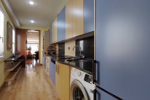 Penthouse for sale Madrid, Spain 3 bedrooms, 136 sq.m. No. 120478 - photo 12