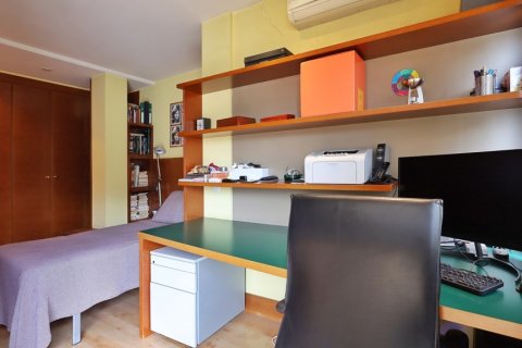 Penthouse for sale Madrid, Spain 3 bedrooms, 136 sq.m. No. 120478 - photo 23