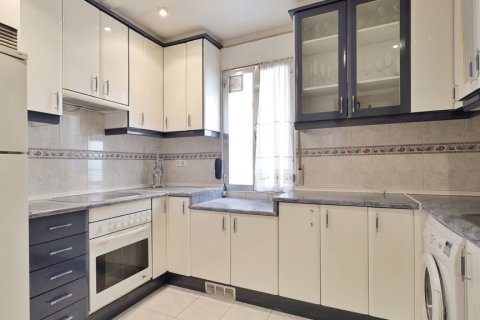 Apartamento en venta Madrid, España 3 dormitorios, 103.7 m2 No. 120481 - foto 12