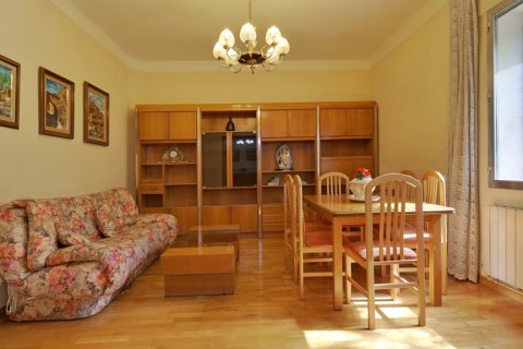 Apartamento en venta Madrid, España 3 dormitorios, 103.7 m2 No. 120481 - foto 8