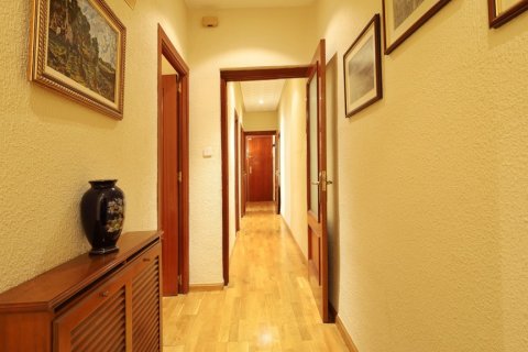 Apartamento en venta Madrid, España 3 dormitorios, 103.7 m2 No. 120481 - foto 18