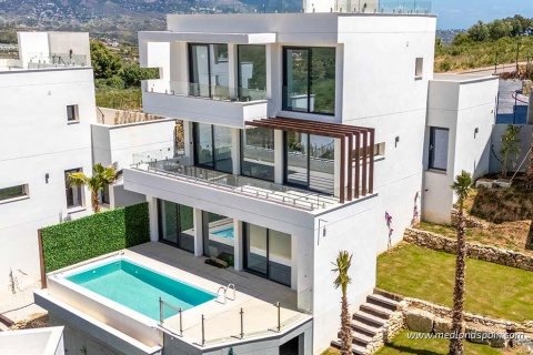 Villa in vendita Mijas Costa, Malaga, Spagna 3 camere da letto, 462.31 mq. N° 129800 - foto 2