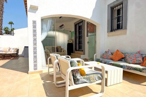 Villa pārdošanā Villamartin, Alicante, Spānijā 2 istabas, 96 m2 Nr. 131785 - attēls 7