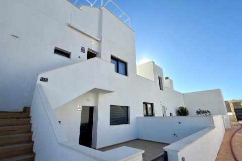 Продажа квартиры в Финестрат, Аликанте, Испания 2 спальни, 80м2 №128828 - фото 3