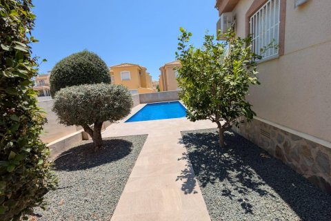 Apartment for sale Rojales, Alicante, Spain 3 bedrooms,  No. 128829 - photo 9