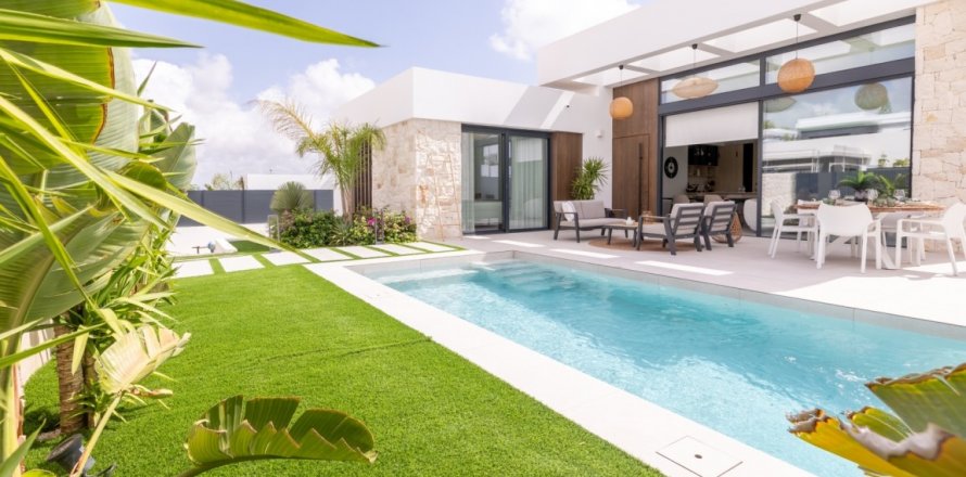 Villa Rojales, Alicante, Spagna 4 camere da letto, 240 mq. N° 131737