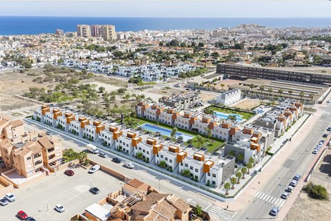 Apartamento en venta Torrevieja, Alicante, España 3 dormitorios, 113 m2 No. 123222 - foto 3