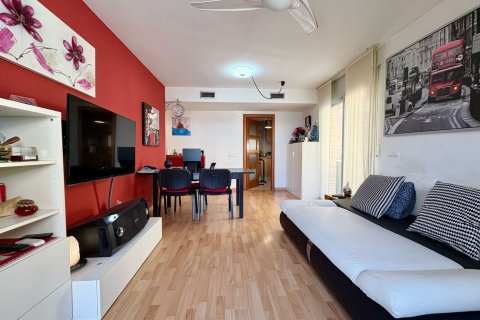 Apartment for sale Blanes, Girona, Spain 2 bedrooms,  No. 130300 - photo 1