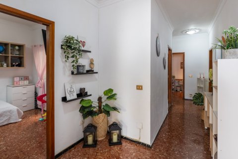 Apartment for sale Las Palmas De Gran Canaria, Gran Canaria, Spain 4 bedrooms, 134 sq.m. No. 120571 - photo 8