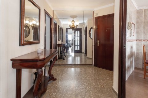 Продажа квартиры в Малага, Испания 5 спален, 160м2 №120569 - фото 18