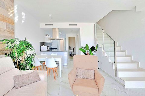Casa adosada en venta Torrevieja, Alicante, España 3 dormitorios, 113 m2 No. 131892 - foto 9