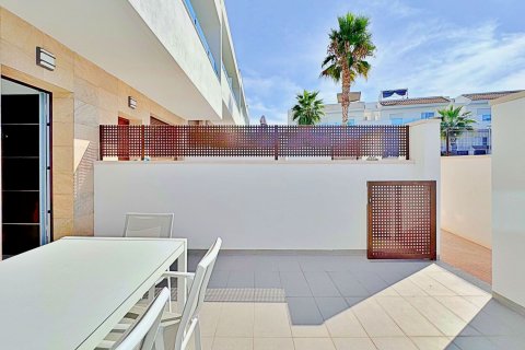 Casa adosada en venta Torrevieja, Alicante, España 3 dormitorios, 113 m2 No. 131892 - foto 5