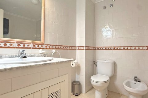 Apartment for sale in Alicante, Spain 2 bedrooms, 78 sq.m. No. 131893 - photo 23