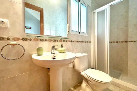 Villetta a schiera in vendita Dehesa De Campoamor, Alicante, Spagna 3 camere da letto, 105 mq. N° 131924 - foto 11