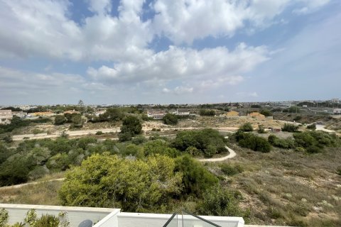 Villa in vendita Alicante, Spagna 4 camere da letto, 127 mq. N° 125473 - foto 7