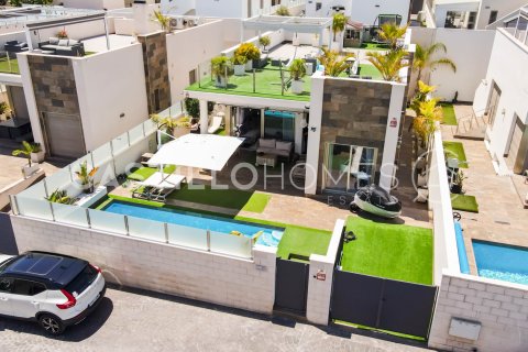Villa pārdošanā Villamartin, Alicante, Spānijā 5 istabas, 241 m2 Nr. 125470 - attēls 1
