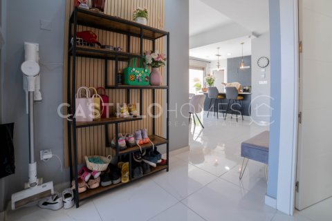 Villa pārdošanā Villamartin, Alicante, Spānijā 5 istabas, 241 m2 Nr. 125470 - attēls 2