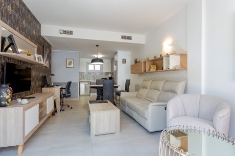 Apartment à vendre Torrevieja, Alicante, Espagne, 2 chambres, 70 m2 No. 131771 - photo 5