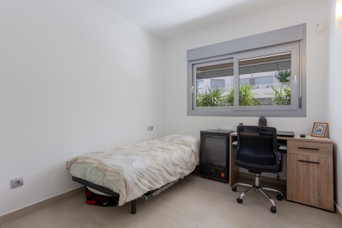 Apartment à vendre Torrevieja, Alicante, Espagne, 2 chambres, 70 m2 No. 131771 - photo 13