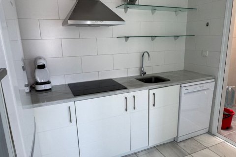 Townhouse for sale Torrevieja, Alicante, Spain 2 bedrooms, 76 sq.m. No. 131773 - photo 17