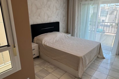 Townhouse for sale Torrevieja, Alicante, Spain 2 bedrooms, 76 sq.m. No. 131773 - photo 3