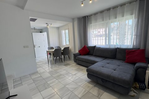Townhouse for sale Torrevieja, Alicante, Spain 2 bedrooms, 76 sq.m. No. 131773 - photo 10
