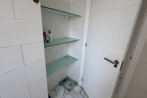 Townhouse for sale Torrevieja, Alicante, Spain 2 bedrooms, 76 sq.m. No. 131773 - photo 25