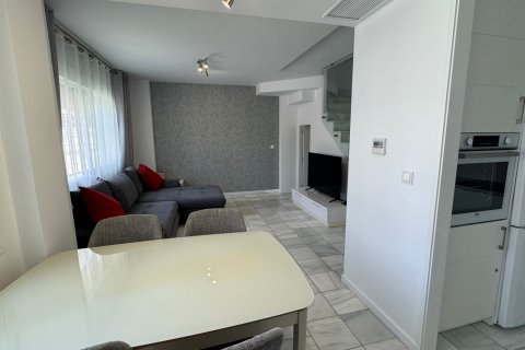 Townhouse for sale Torrevieja, Alicante, Spain 2 bedrooms, 76 sq.m. No. 131773 - photo 13