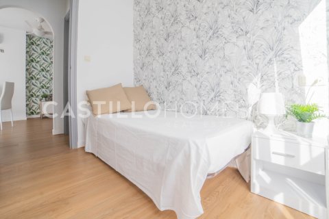 Apartment for sale Torrevieja, Alicante, Spain 3 bedrooms, 64 sq.m. No. 131776 - photo 16
