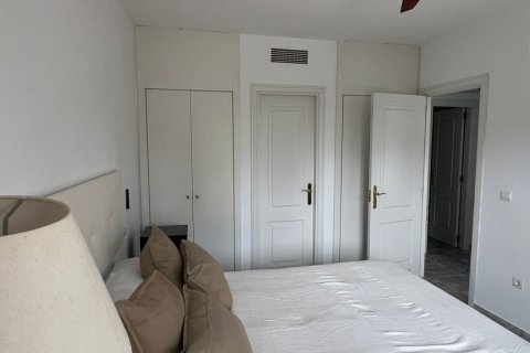 Аренда квартиры в Марбелья, Малага, Испания 2 спальни, 100м2 №122251 - фото 30