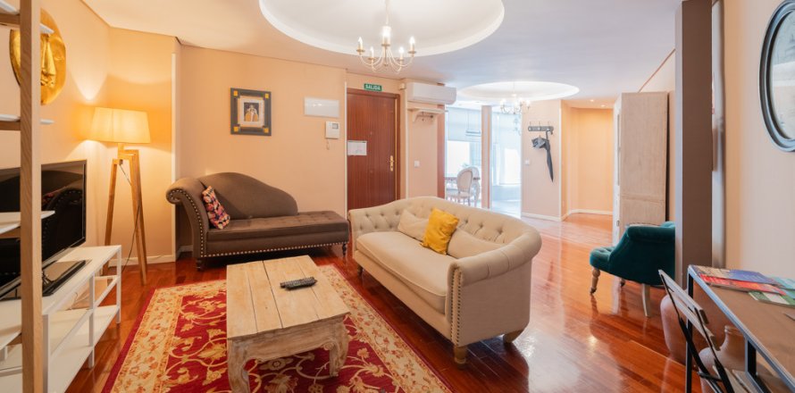 Appartamento Madrid, Spagna 2 camere da letto, 114 mq. N° 122253