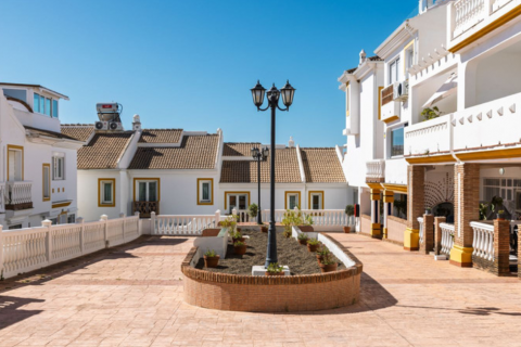 Townhouse for sale Benalmadena, Malaga, Spain 2 bedrooms, 104 sq.m. No. 130720 - photo 7