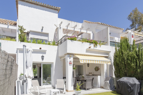 Appartamento in vendita Nueva Andalucia, Malaga, Spagna 2 camere da letto, 82 mq. N° 130717 - foto 17