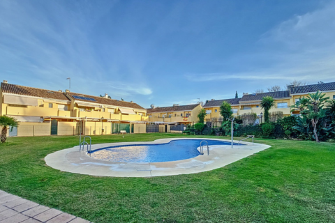Rindu māja pārdošanā Estepona, Malaga, Spānijā 3 istabas, 132 m2 Nr. 130718 - attēls 3