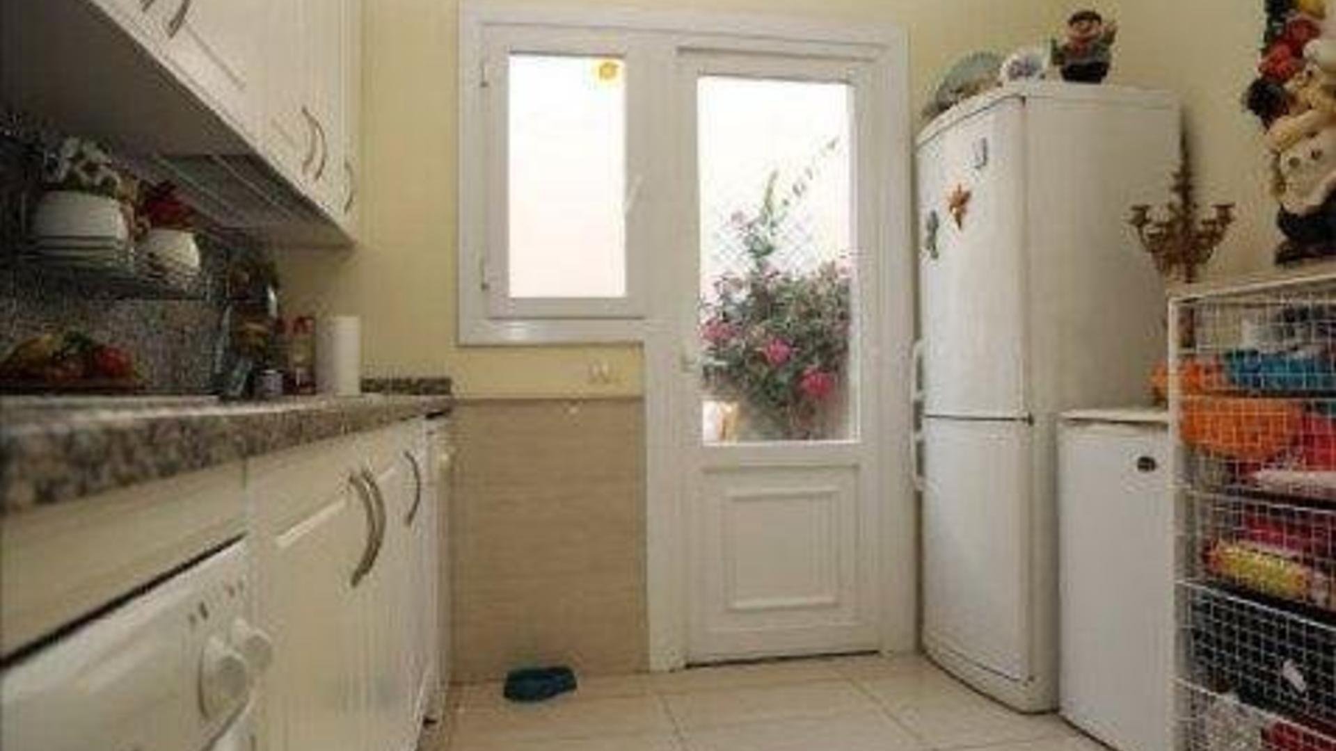 Kaupunkipientalo Chayofa, Tenerife, Espanja 2 makuuhuonetta, 80 m2 No. 121537