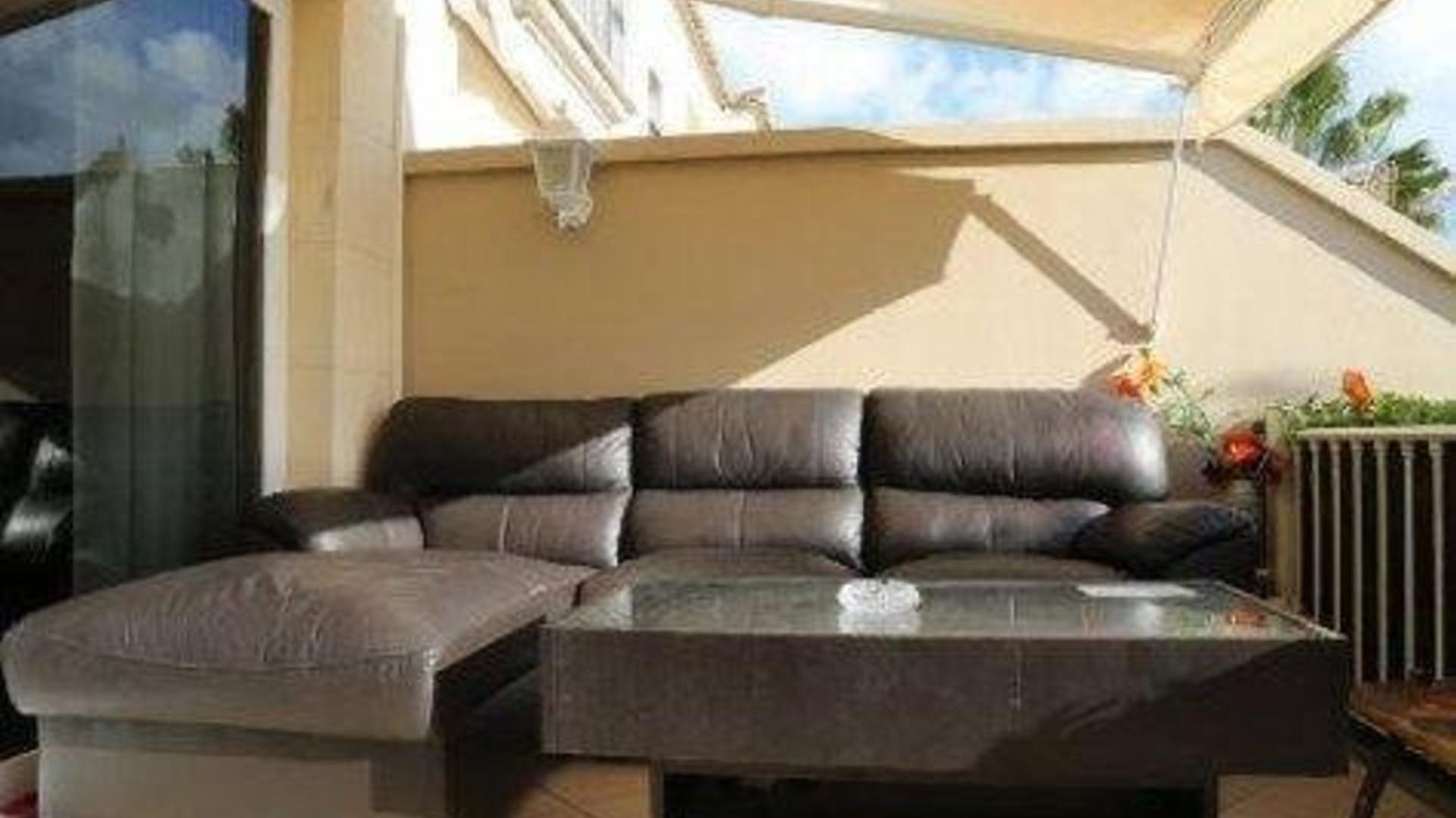 Kaupunkipientalo Chayofa, Tenerife, Espanja 2 makuuhuonetta, 80 m2 No. 121537
