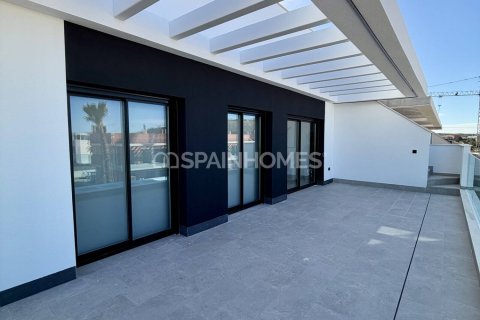Lägenhet till salu i Algorfa, Alicante, Spanien 2 sovrum, 68 kvm. Nr. 120774 - foto 2