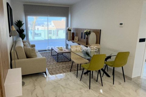 Lägenhet till salu i Algorfa, Alicante, Spanien 2 sovrum, 68 kvm. Nr. 120774 - foto 12