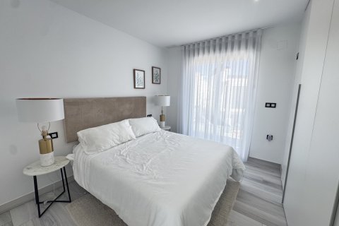 Villa for sale Cabo Roig, Alicante, Spain 4 bedrooms, 208 sq.m. No. 125676 - photo 18