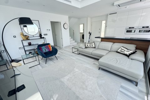 Villa for sale Cabo Roig, Alicante, Spain 4 bedrooms, 208 sq.m. No. 125676 - photo 5