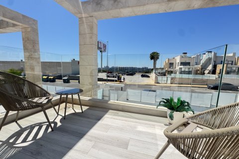 Villa for sale Cabo Roig, Alicante, Spain 4 bedrooms, 208 sq.m. No. 125676 - photo 15