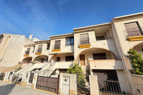 Casa adosada en venta San Miguel de Salinas, Alicante, España 3 dormitorios, 120 m2 No. 125674 - foto 1