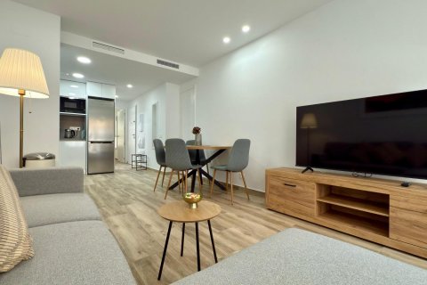 Huoneisto vuokrattavana Alicante, Espanja, 1 makuuhuone, 42 m2 No. 130641 - kuva 3