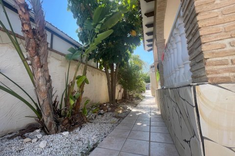 Продажа дома Торревьеха, Аликанте, Испания 5 спален, 161м2 №130644 - фото 25